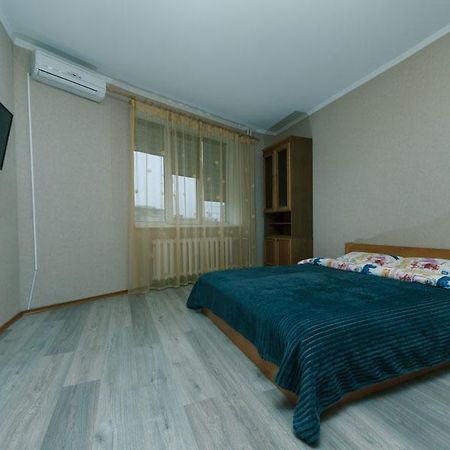 Ахматовой 45 Apartman Kijev Kültér fotó